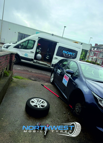 Northwest Mobile Tyres tyre replacements on the driveway